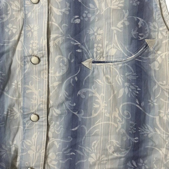 Brooks and Dunn Woman's Button Up Pearl Snap Western Shirt - Picture 5 of 5